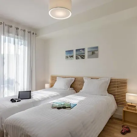 Moana - 2 Bedrooms Flat With Ocean View From Its Rooftop *