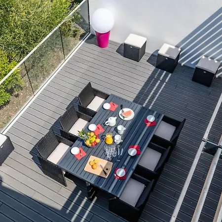 Moana - 2 Bedrooms Flat With Ocean View From Its Rooftop Anglet